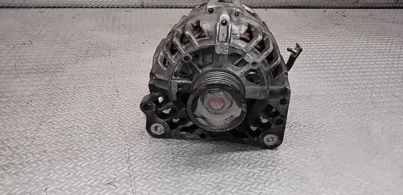 Volkswagen Polo V 6R Generator/alternator 03D903025J 309223672 2542746F
