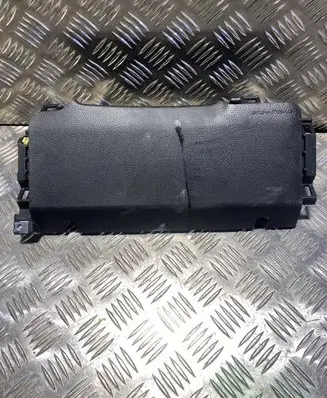 Knee airbag