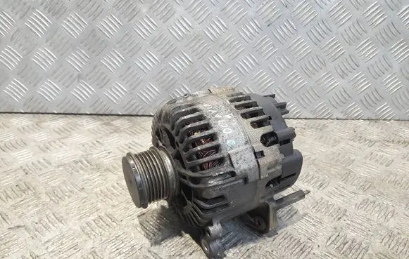 Skoda Octavia Mk2 (1Z) Generator/alternator 06F903023C 2542695F