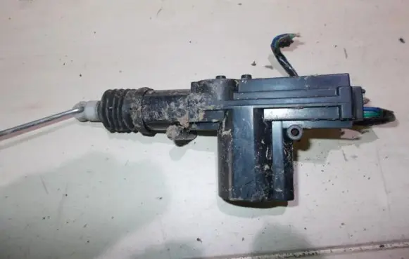Fiat Bravo - Brava Central locking motor 