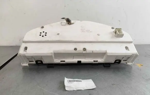 Volvo XC60 Speedometer (instrument cluster) 36000411 36002195