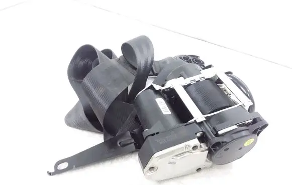 Volkswagen PASSAT B8 Front seatbelt 3G1857706E 7N0857737A 7N0857737