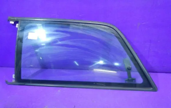 Audi A3 S3 8L Rear side window