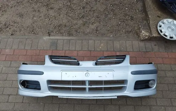 Nissan Almera Tino Front bumper