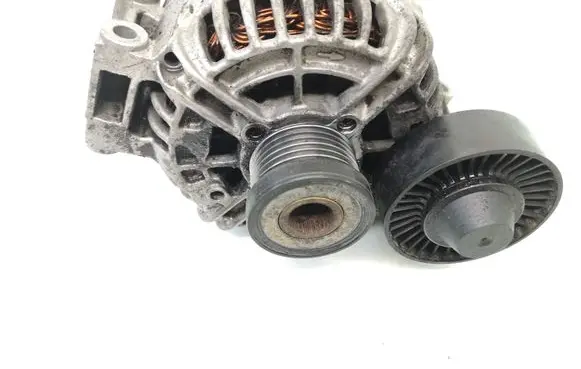 BMW 5 E60 E61 Generator/alternator 7542529 754252901 0124525083