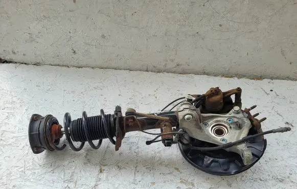 Volkswagen Tiguan Front wheel hub spindle knuckle