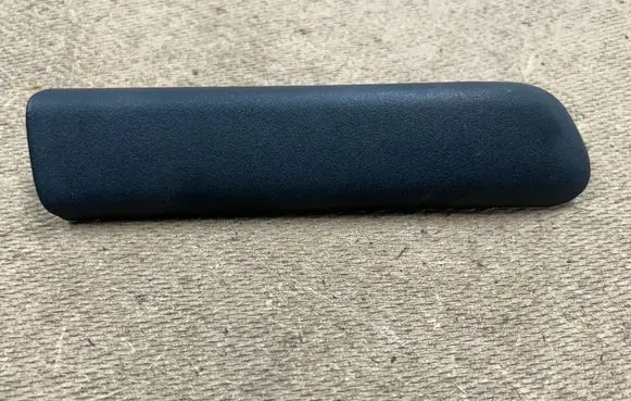 BMW 3 E46 Front door trim (molding) 51138252375 8252375