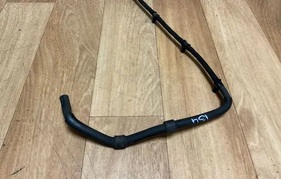 Alfa Romeo 147 Fuel line pipe 