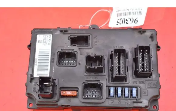 Peugeot 407 Fuse box set 9656148180
