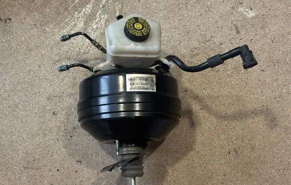BMW M4 F82 F83 Brake booster 2284899