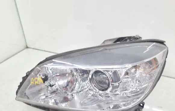Mercedes-Benz C W204 Headlight/headlamp BZ136A201L