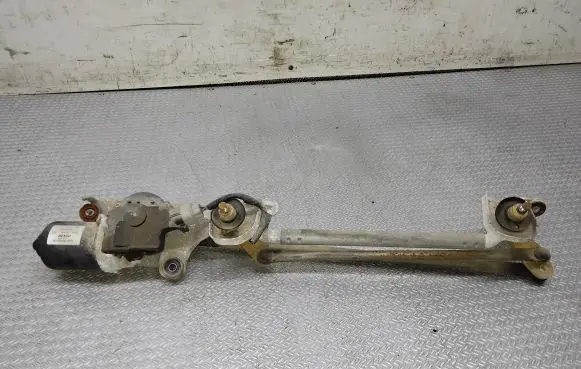 Mitsubishi Colt CZ3 Front wiper linkage and motor 8250A153