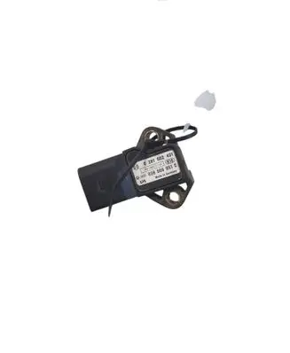 Audi A4 S4 B8 8K Air pressure sensor 0281002401