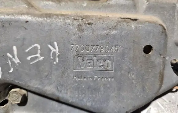 Renault 19 Rear window wiper motor 7700779045