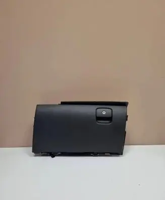 Jaguar XE Glove box GX730060T10AC
