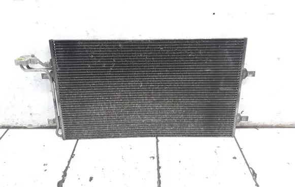 Volvo V50 A/C cooling radiator (condenser)