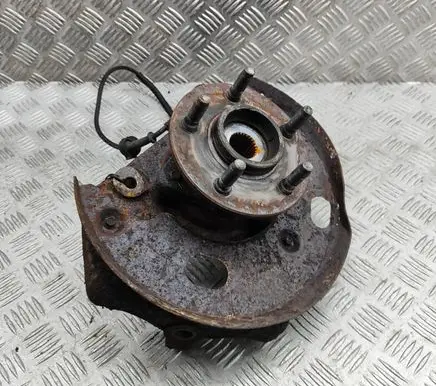 Ford Explorer Front wheel hub 3994704