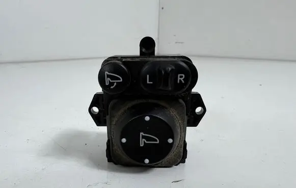 Honda CR-V Wing mirror switch TR0J011 NH167L2852T