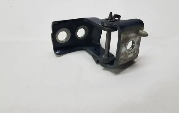 Peugeot 5008 II Front door upper hinge 1608322080