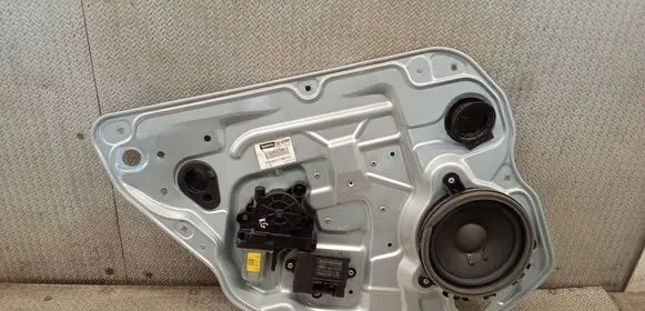 Volvo V70 Rear door window regulator with motor 983041