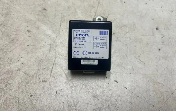 Toyota Corolla Verso AR10 Door control unit/module 897410F010