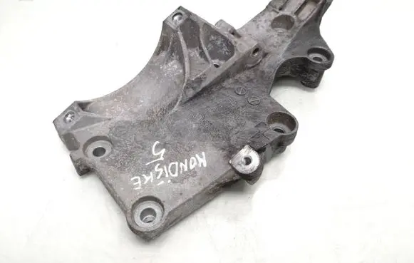 Volkswagen Golf V A/C compressor mount bracket 03G903143A