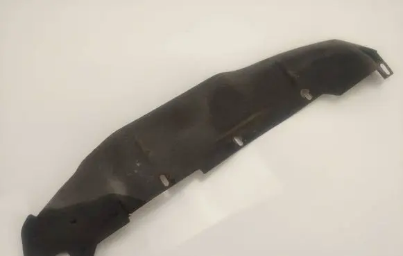 BMW 6 E24 Front splash guards bracket 51711839069