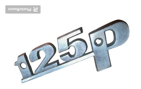 Fiat 125p Manufacturers badge/model letters 