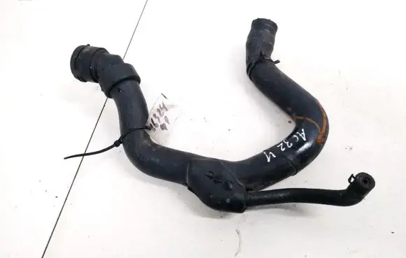 Audi A6 S6 C5 4B Engine coolant pipe/hose