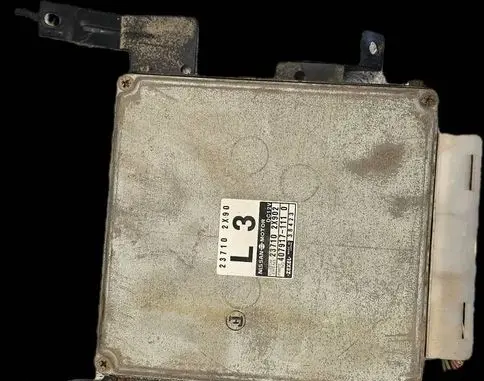 Nissan Terrano Engine control unit/module 237102x90
