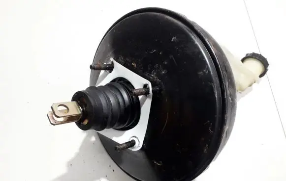 Ford Fiesta Brake booster 4S612B195LB 4S61-2B195-LB