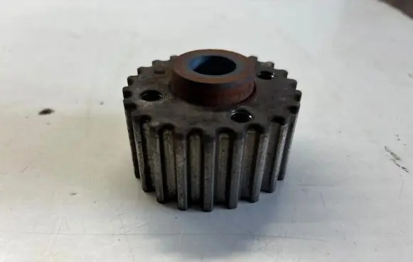Seat Ibiza III (6L) Timing chain sprocket 038105263