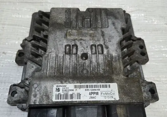 Opel Astra J Engine control unit/module 12658498