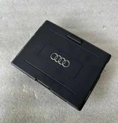 Audi Q7 4M Central body control module 4M0035737