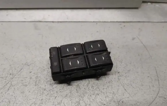 Ford Mondeo Mk III Electric window control switch 1S7TT14A132BD