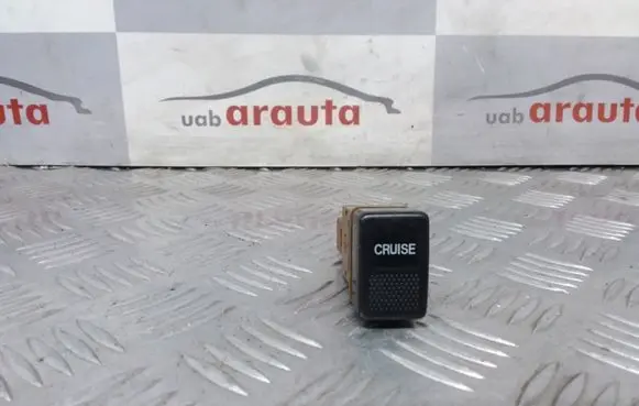 Subaru Legacy Cruise control switch 