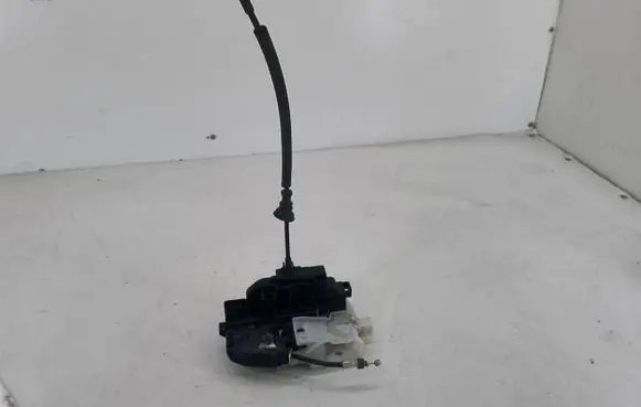 KIA Ceed Front door lock
