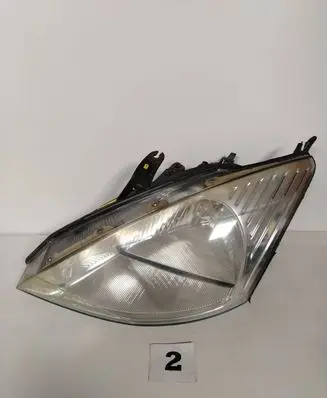 Ford Focus Headlight/headlamp 9420