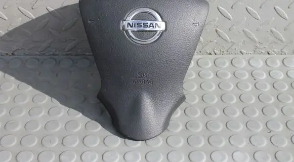 Nissan Note (E12) Steering wheel airbag