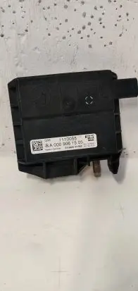 Mercedes-Benz E W213 Battery relay fuse A0009061505