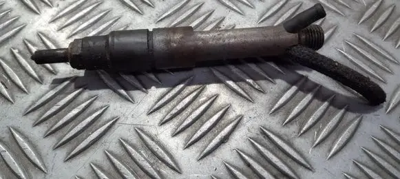 Alfa Romeo 156 Fuel injector 038130202a