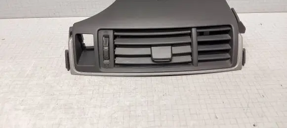 Toyota Verso Dash center air vent grill 556700F030 20030 20050