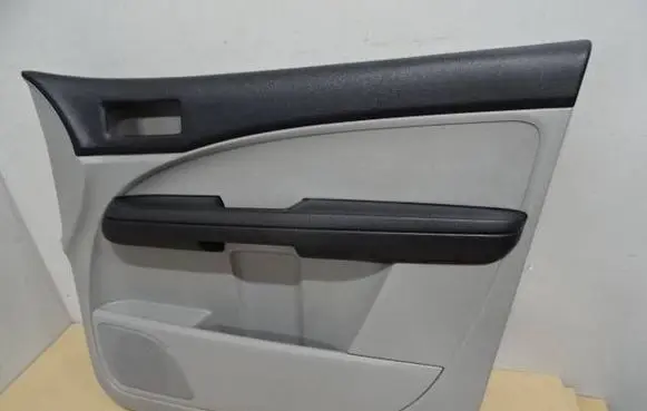 Ford C-MAX I Front door card panel trim
