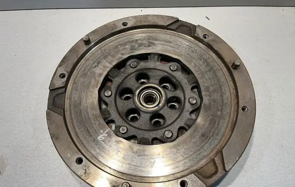 BMW 3 E92 E93 Dual mass flywheel 7559529
