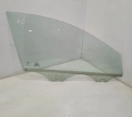 KIA Ceed Front door window glass four-door