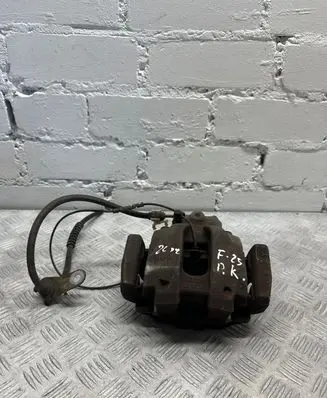 BMW X3 F25 Front brake caliper 6790921
