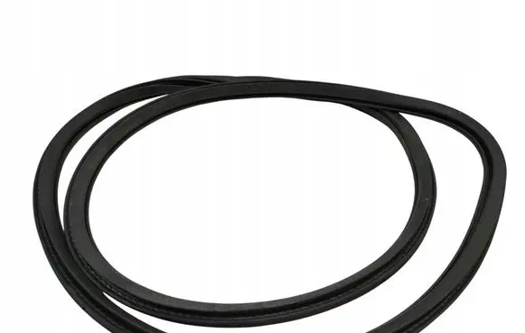 Volvo S90, V90 Rubber seal front door (on door)