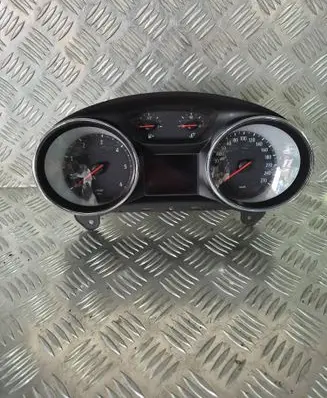Opel Astra K Speedometer (instrument cluster) 39207948