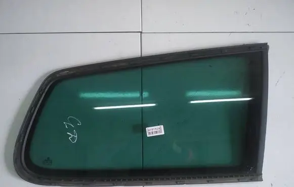 Volkswagen PASSAT B6 Rear side window AS3
