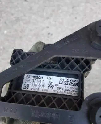 Volkswagen Golf VII Distronic sensor radar 5Q0907561D